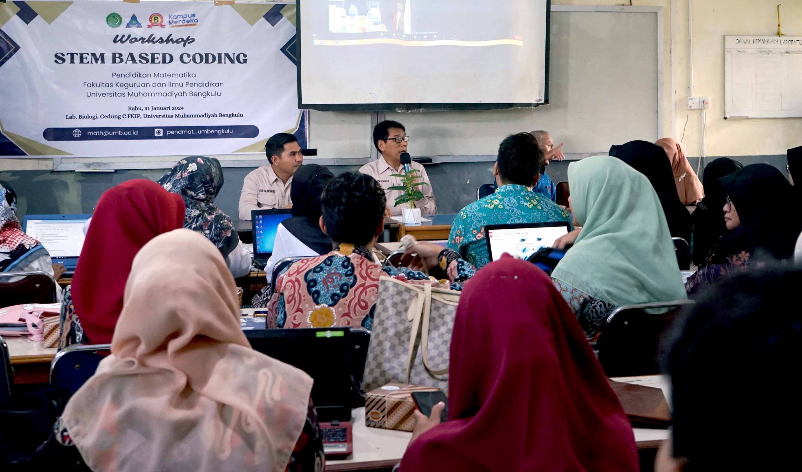 40 Guru Kota Bengkulu Ikuti Workshop Teknologi Robotik dalam Pembelajaran Matematika