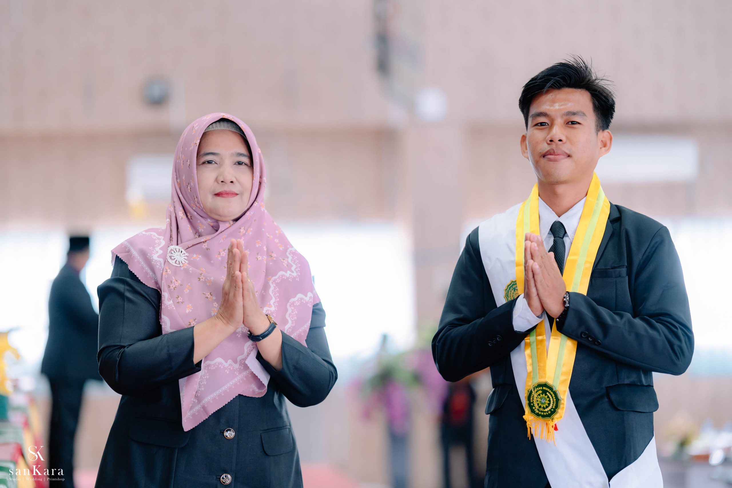 Rafi Raje Suar, Lulusan Termuda UMB Raih Sarjana  di Usia 20 Tahun