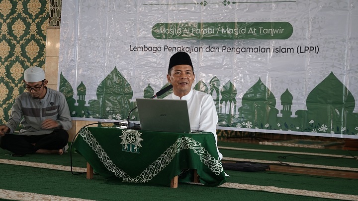 Kalender Hijriah Global Tunggal Solusi Penyatuan Umat