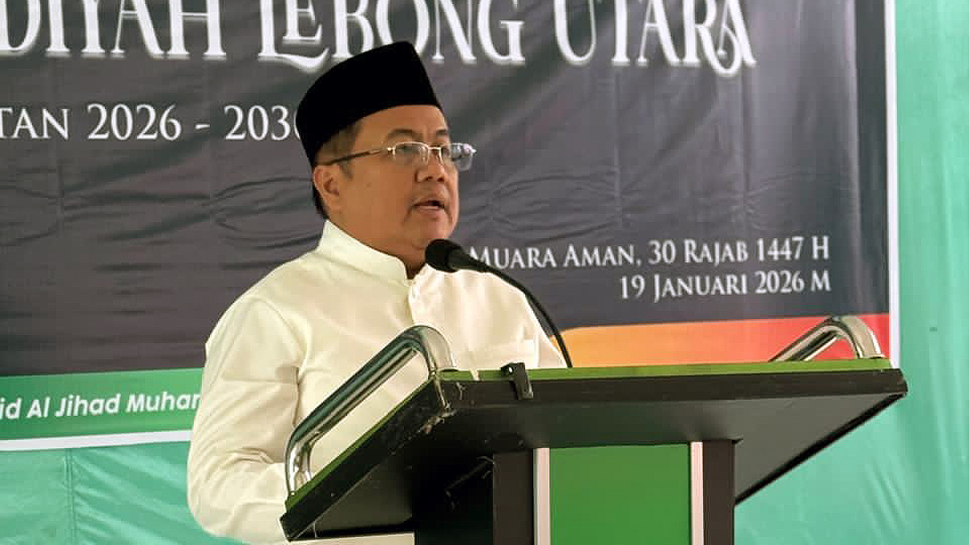 Berikan Beasiswa, Rektor UMB Dorong Pendidikan sebagai Investasi Masa Depan