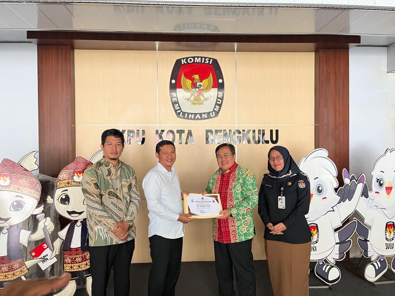 Jadi Narasumber Podcast KPU Kota Bengkulu, Rektor UMB Soroti Pentingnya Kesadaran Politik Mahasiswa di Era Digital